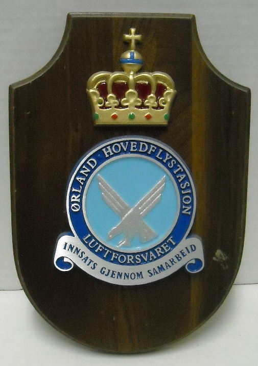 Image not found :Orland Hovedflystasjon, Luftforsvaret, 'Innsats Gjennom Smarbeid'