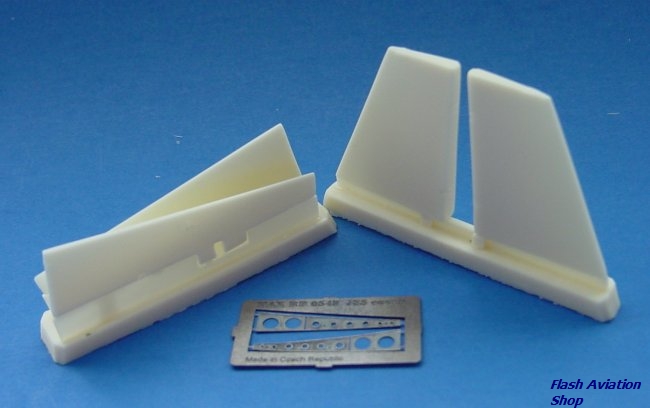 Image not found :SAAB 35 Draken dropped flaps and elevons