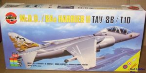 Image not found :McDD/BAe Harrier TAV-8B / T10 (Blue box)