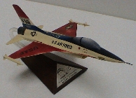 Image not found :General Dynamics F-16 Proto Original factory model presented