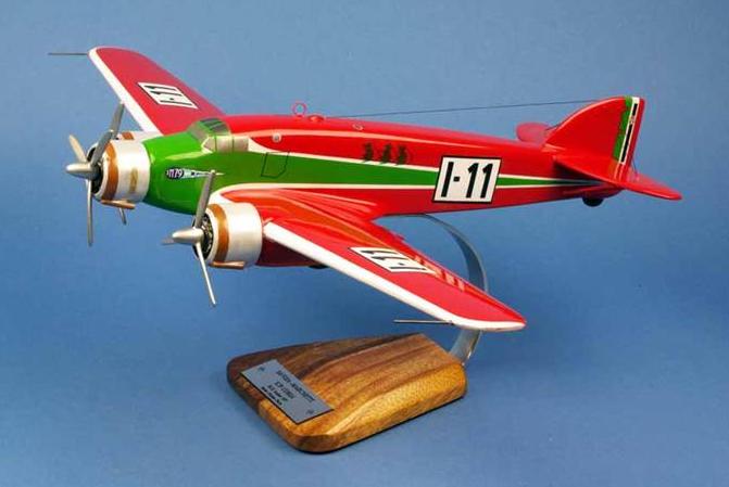 79. S 79 sparviero. M. Savoia marchetti 72 самолет. 1 s 79.