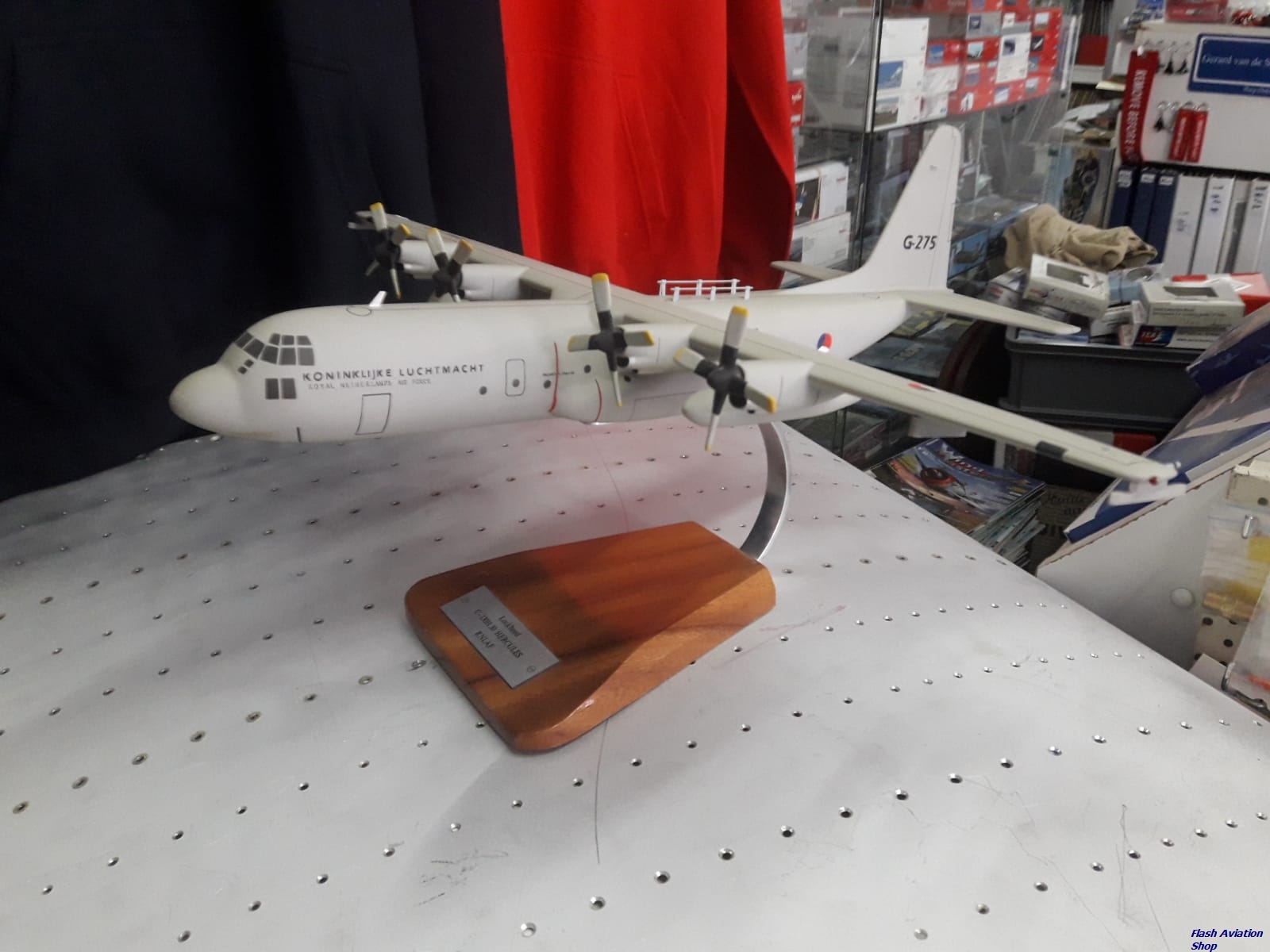 Image not found :Lockheed C-130 KLu G-275