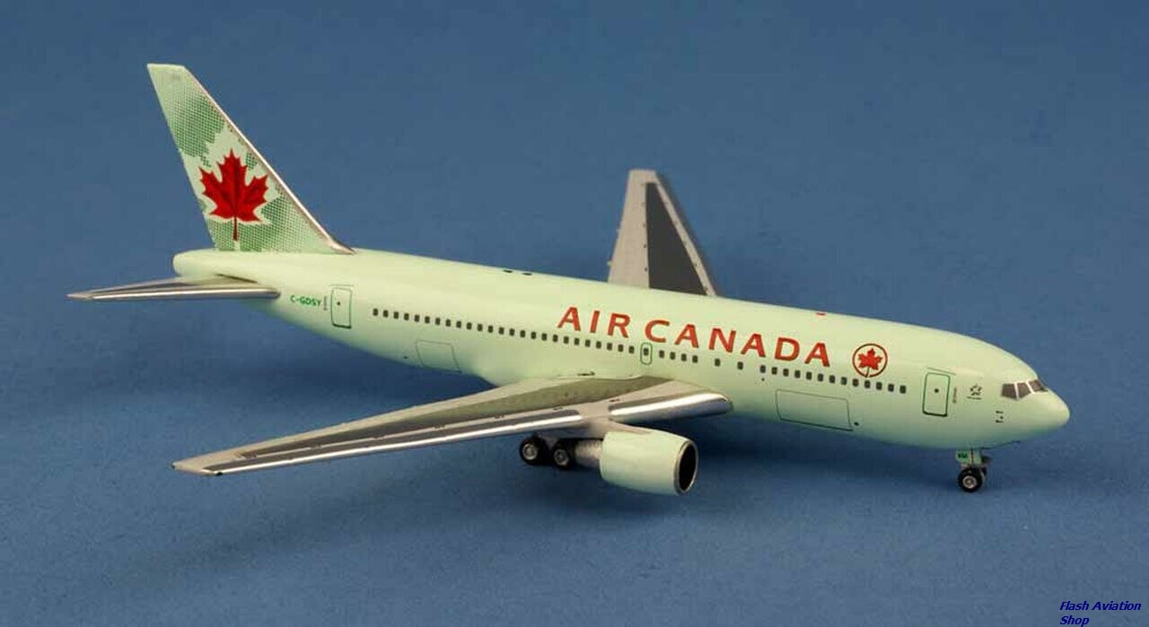 Image not found :Air Canada Boeing 767-200 C-GDSY