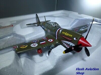 Image not found :P-40E Warhawk USAAF 37 FG 65 FS 9AF