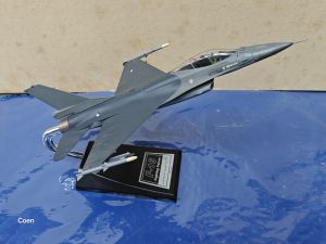Image not found :F-16A Desk Top Model, presumably originally from the Factory